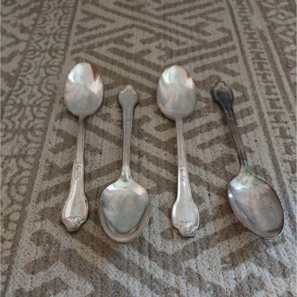 VTG International Silver Co. Set of 4 Dinner Spoons Unpolished 6"